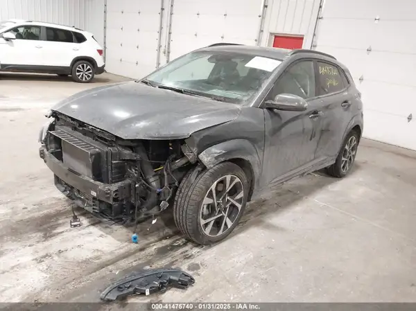 KM8K5CA37PU994696 2023 HYUNDAI KONA - Image 2