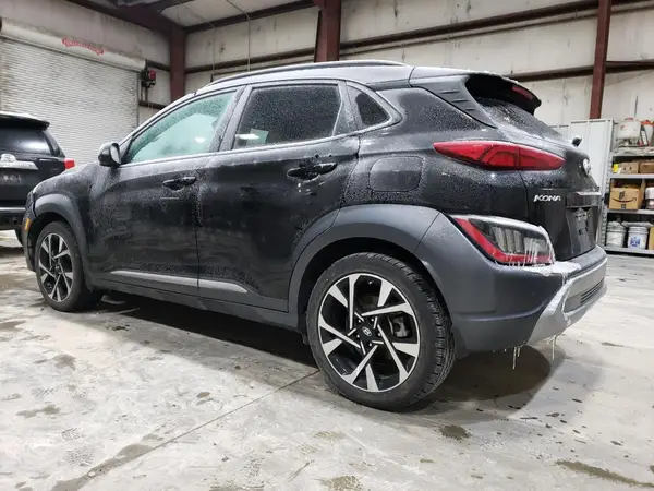 KM8K5CA38NU836381 2022 HYUNDAI KONA - Image 2
