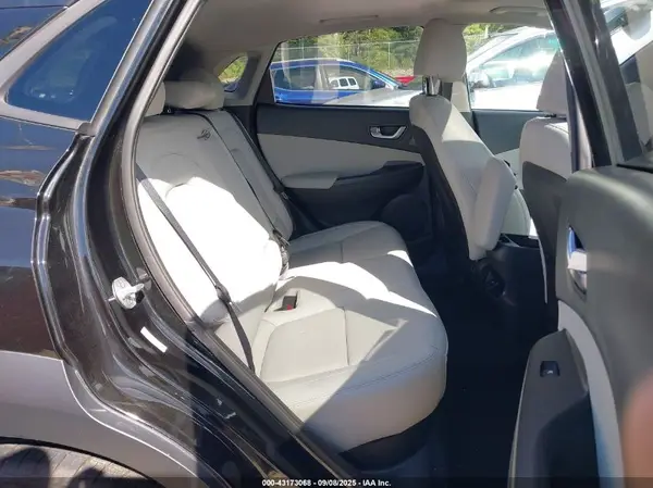 KM8K5CA3XNU849231 2022 HYUNDAI KONA - Image 8
