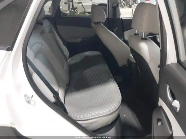 KM8K5CA3XPU008934 2023 HYUNDAI KONA - Image 8