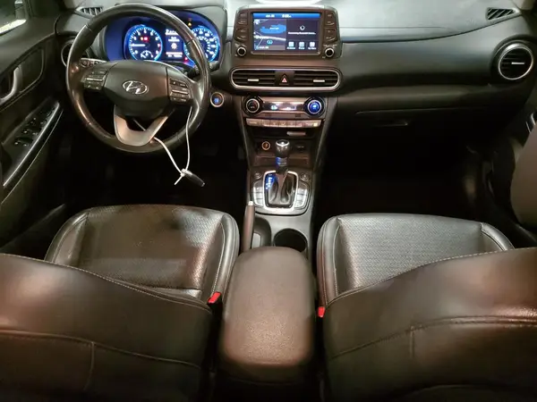KM8K5CA50JU124331 2018 HYUNDAI KONA - Image 8