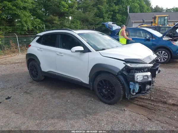 KM8K5CA51KU272554 2019 HYUNDAI KONA - Image 1