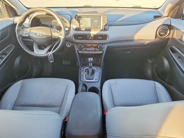 KM8K5CA53JU111802 2018 HYUNDAI KONA - Image 8