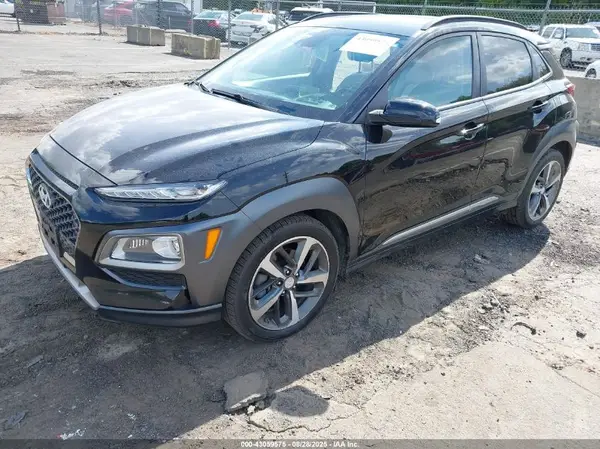 KM8K5CA54JU140032 2018 HYUNDAI KONA - Image 2