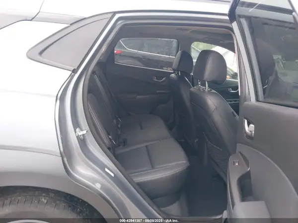 KM8K5CA54MU726489 2021 HYUNDAI KONA - Image 8
