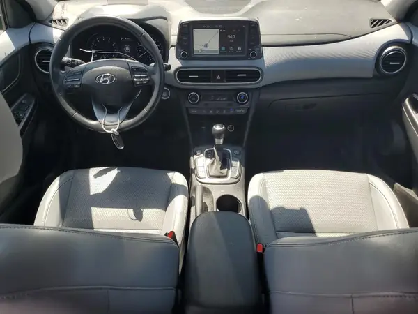 KM8K5CA55MU620147 2021 HYUNDAI KONA - Image 8