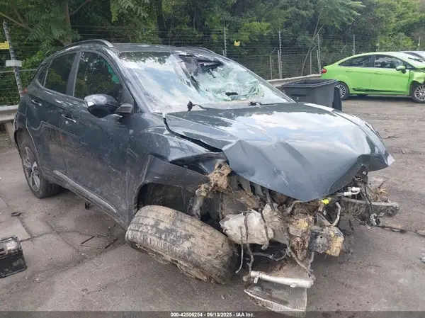 KM8K5CA55MU627454 2021 HYUNDAI KONA - Image 1