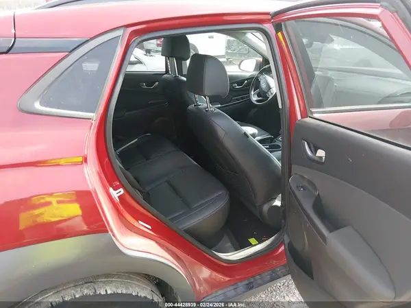 KM8K5CA55MU731863 2021 HYUNDAI KONA - Image 8