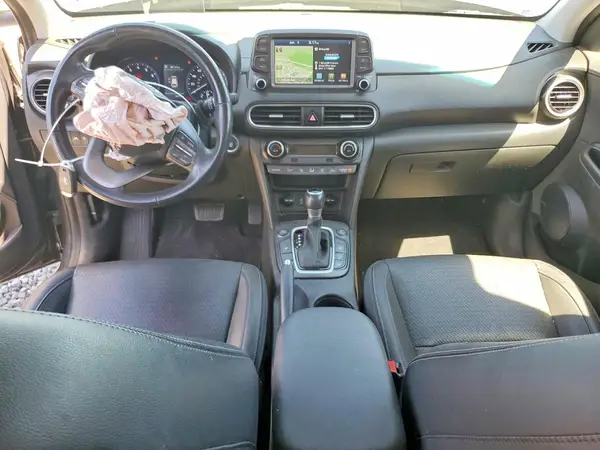 KM8K5CA56JU089939 2018 HYUNDAI KONA - Image 8