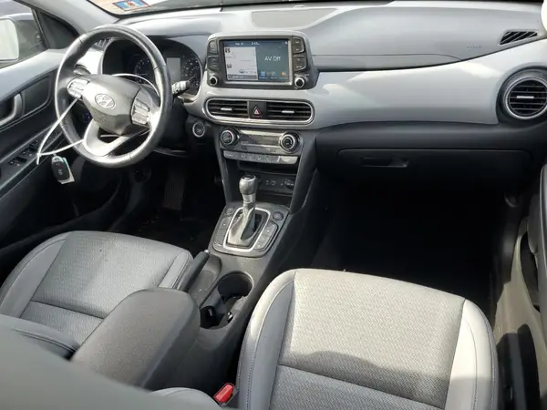 KM8K5CA56JU119005 2018 HYUNDAI KONA - Image 8