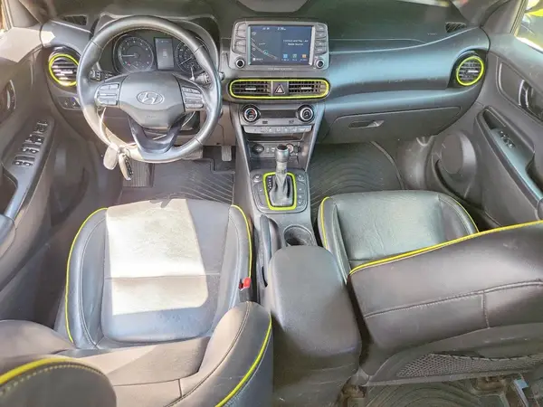 KM8K5CA57JU069294 2018 HYUNDAI KONA - Image 8