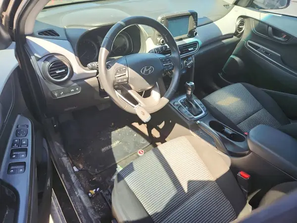 KM8K62AA0JU102592 2018 HYUNDAI KONA - Image 8