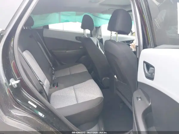 KM8K62AA1MU660519 2021 HYUNDAI KONA - Image 8