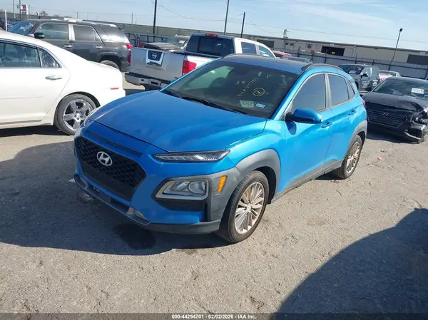 KM8K62AA2JU084130 2018 HYUNDAI KONA - Image 2
