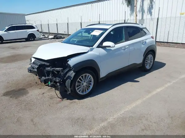 KM8K62AA2JU107809 2018 HYUNDAI KONA - Image 2