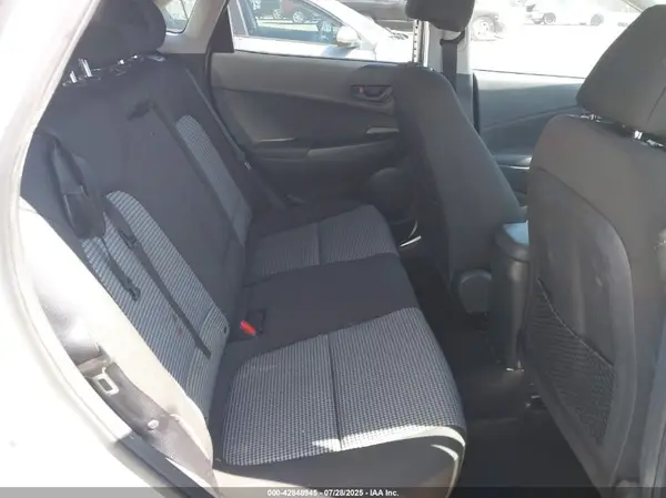 KM8K62AA2JU107809 2018 HYUNDAI KONA - Image 8
