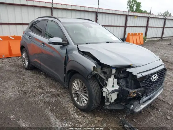 KM8K62AA3JU114929 2018 HYUNDAI KONA - Image 1