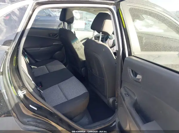 KM8K62AA3MU738461 2021 HYUNDAI KONA - Image 8