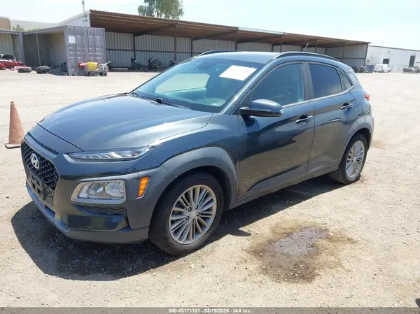 KM8K62AA4JU083092 2018 HYUNDAI KONA - Image 2