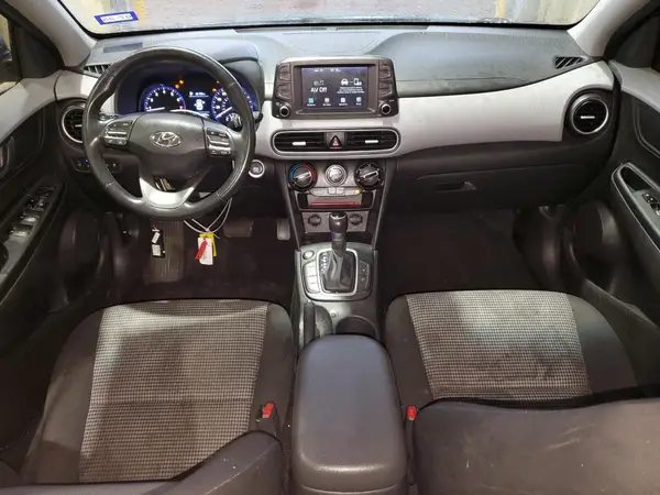 KM8K62AA4JU087174 2018 HYUNDAI KONA - Image 8