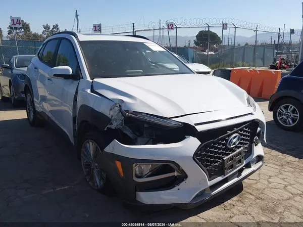 KM8K62AA4JU101252 2018 HYUNDAI KONA - Image 1