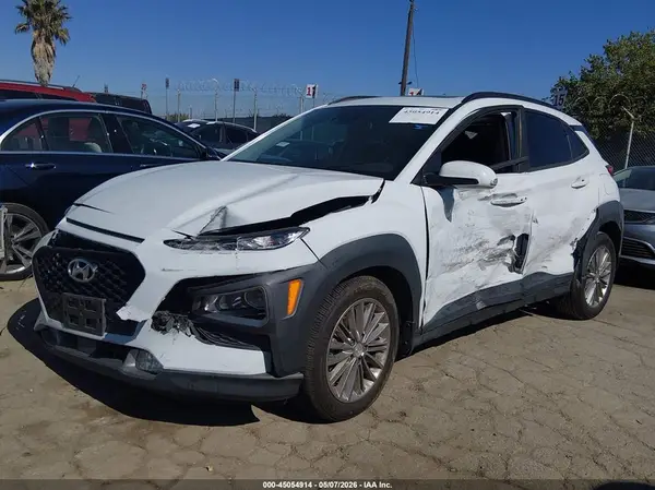 KM8K62AA4JU101252 2018 HYUNDAI KONA - Image 2
