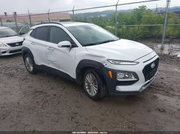 KM8K62AA4JU101588 2018 HYUNDAI KONA - Image 1