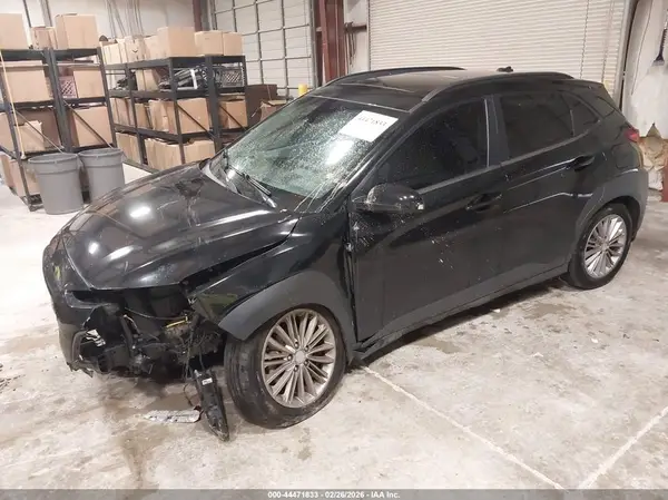 KM8K62AA4JU108315 2018 HYUNDAI KONA - Image 2