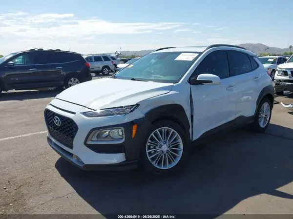 KM8K62AA4LU561045 2020 HYUNDAI KONA - Image 2