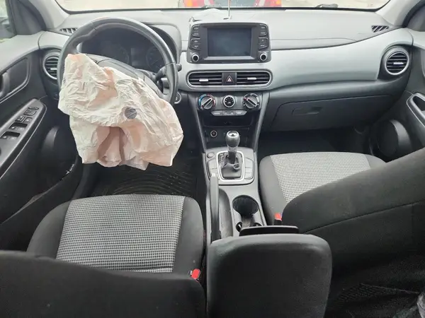 KM8K62AA5JU159015 2018 HYUNDAI KONA - Image 8
