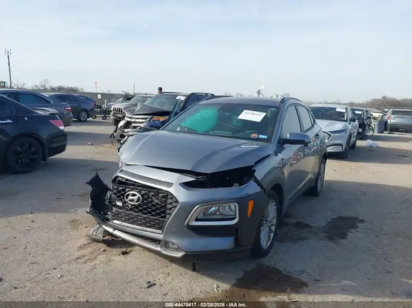 KM8K62AA6MU718141 2021 HYUNDAI KONA - Image 2