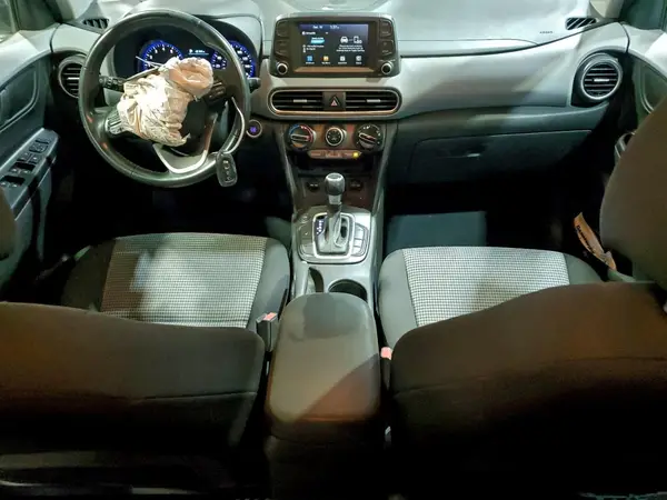 KM8K62AA7JU132012 2018 HYUNDAI KONA - Image 8