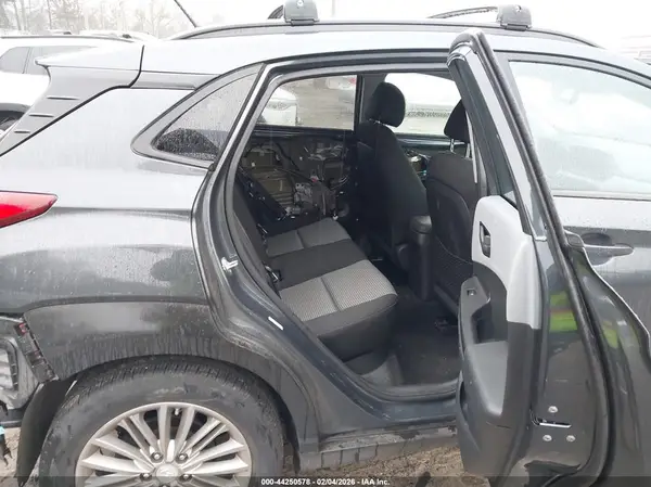 KM8K62AA8JU108849 2018 HYUNDAI KONA - Image 8