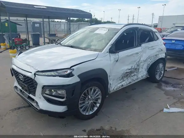 KM8K62AA8JU131936 2018 HYUNDAI KONA - Image 2