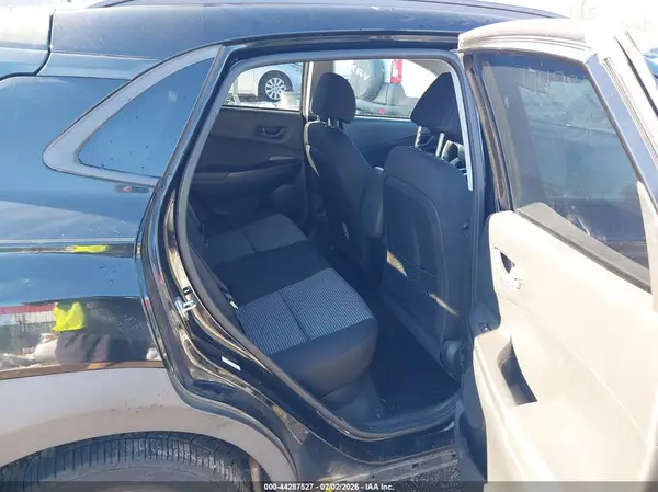 KM8K62AA8JU132164 2018 HYUNDAI KONA - Image 8