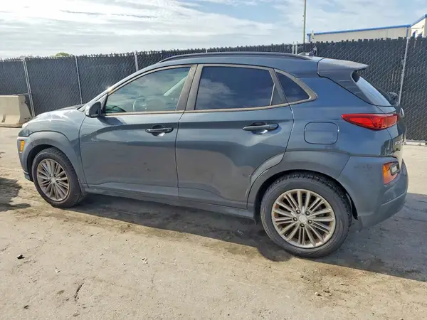 KM8K62AA8JU178738 2018 HYUNDAI KONA - Image 2