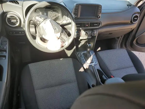KM8K62AA9JU076347 2018 HYUNDAI KONA - Image 8