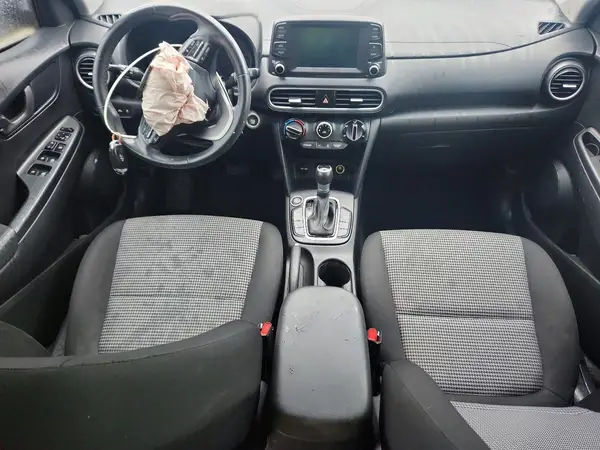 KM8K62AA9JU108665 2018 HYUNDAI KONA - Image 8