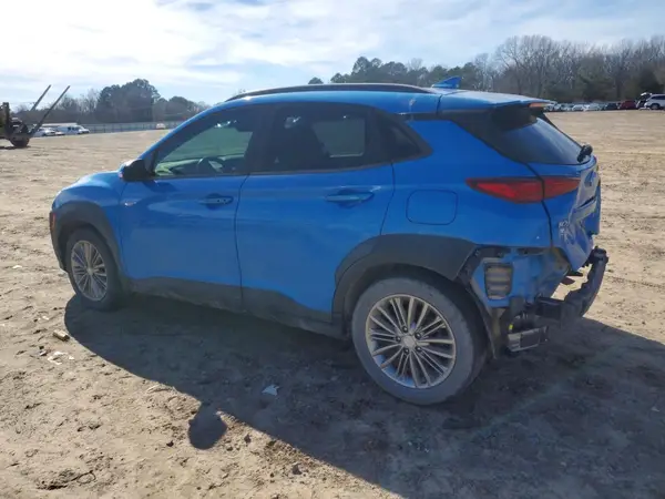 KM8K62AA9MU626893 2021 HYUNDAI KONA - Image 2