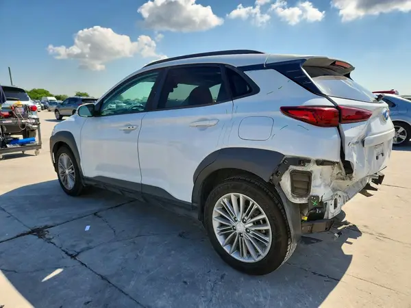 KM8K62AAXJU101093 2018 HYUNDAI KONA - Image 2