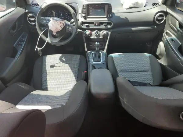 KM8K62AAXJU161584 2018 HYUNDAI KONA - Image 8