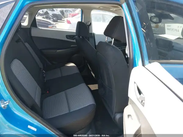 KM8K62AAXKU243932 2019 HYUNDAI KONA - Image 8