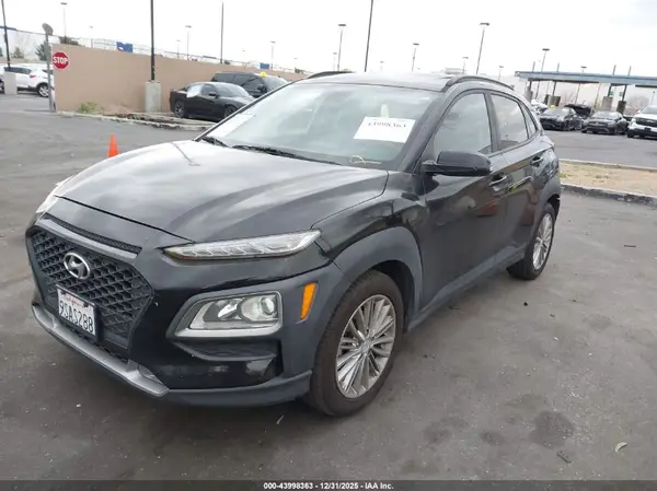 KM8K62AAXLU528504 2020 HYUNDAI KONA - Image 2