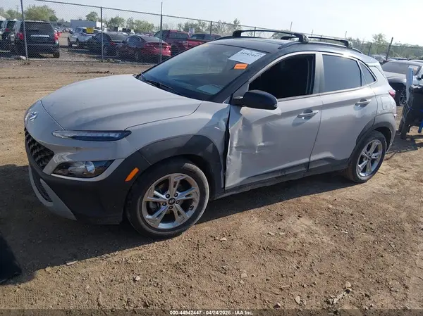 KM8K62AB0NU753199 2022 HYUNDAI KONA - Image 2