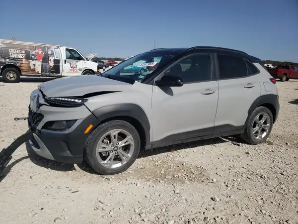 KM8K62AB0NU767121 2022 HYUNDAI KONA - Image 1
