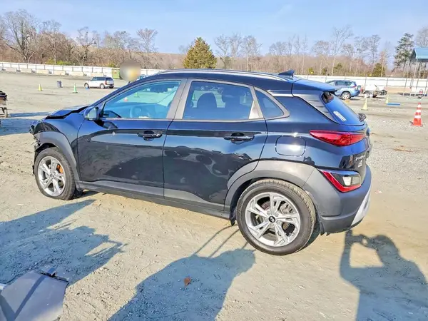 KM8K62AB0NU805334 2022 HYUNDAI KONA - Image 2