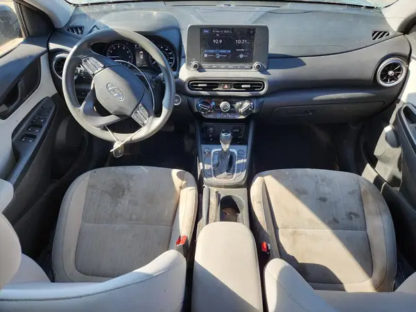 KM8K62AB0NU822411 2022 HYUNDAI KONA - Image 8