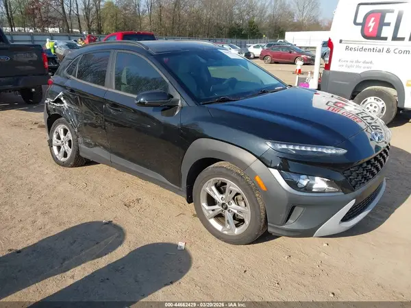 KM8K62AB0NU827978 2022 HYUNDAI KONA - Image 1