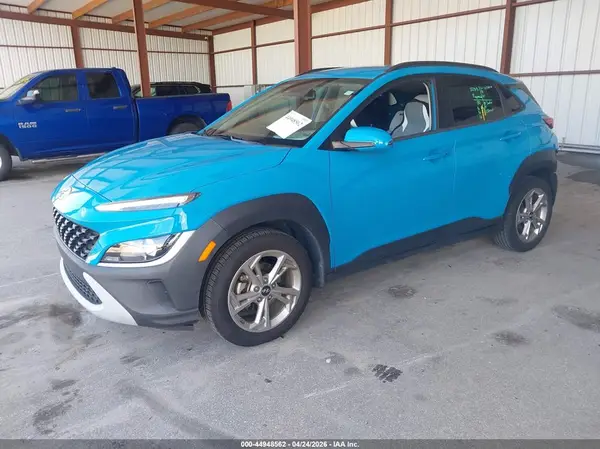 KM8K62AB0NU856669 2022 HYUNDAI KONA - Image 2