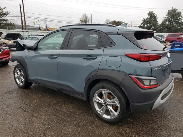 KM8K62AB0NU877912 2022 HYUNDAI KONA - Image 2